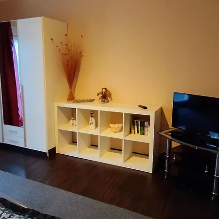 1 By Interhome Гёрлиц